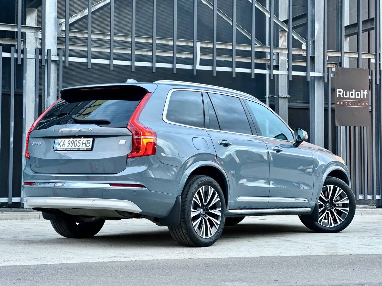 Volvo 2.0 PHEV AWD 7s 2021
