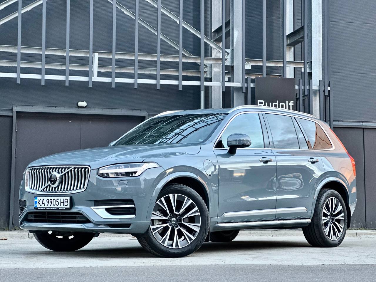 Volvo 2.0 PHEV AWD 7s 2021