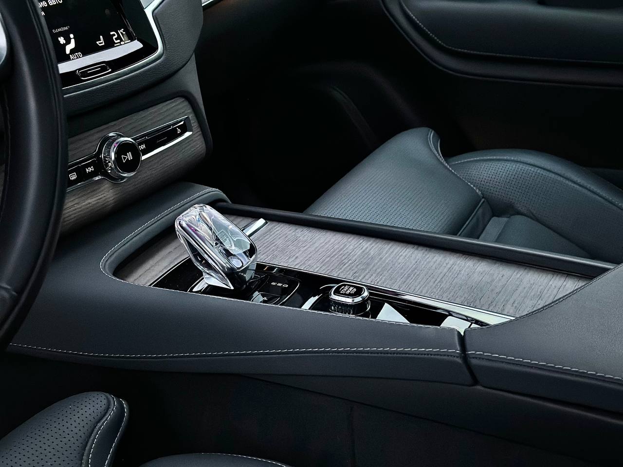 Volvo 2.0 PHEV AWD 7s 2021